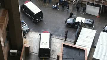 Imagem Nem volta para Bangu 1 escoltado por 20 carros