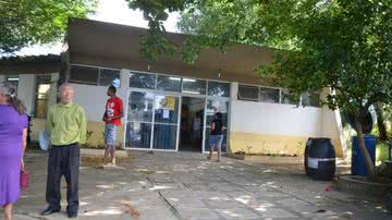 Imagem Funcionários do posto de saúde de Mussurunga chamam a polícia