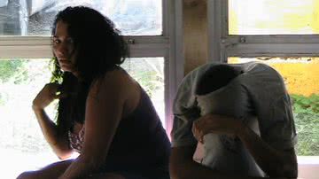 Imagem Casal preso com 57 pedras de crack em Periperi