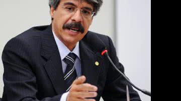 Imagem Ministro nega debate sobre criação de 'nova CPMF'