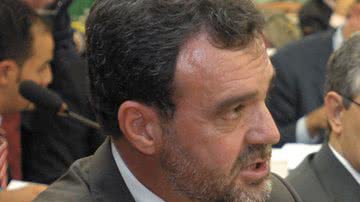 Imagem PCdoB pode recuar e indicar vice do PT