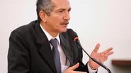 Imagem Dilma decide demitir ministro da Defesa