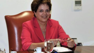 Imagem Dilma promete reformulação total do Dnit e da Valec