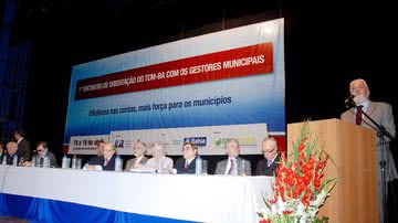 Imagem “Prevenir para não ter que remediar”, diz Wagner