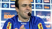 Imagem Roger rescinde com o Cruzeiro e volta a ser especulado no Bahia