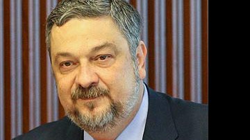 Imagem Procuradores veem indício de crime em negócios de Palocci