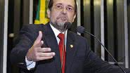 Imagem Walter Pinheiro defende projeto sobre TV por assinatura