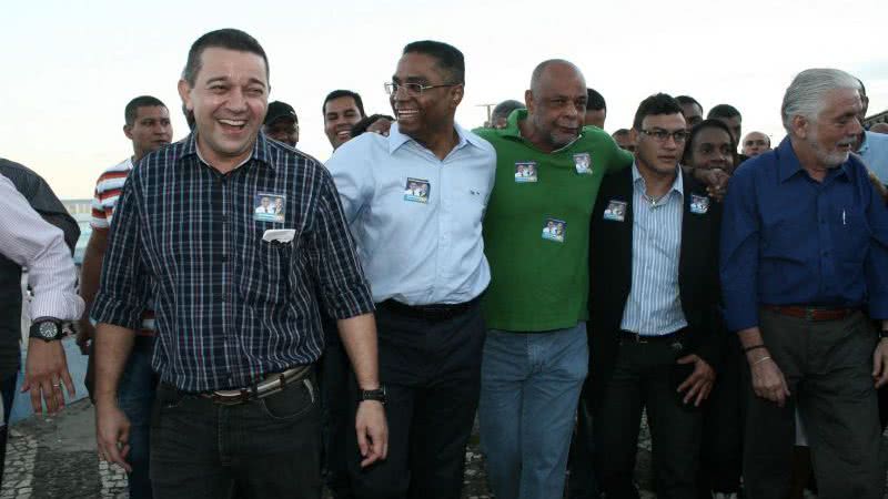 Imagem Wagner sobre chapa de Marinho e Damasceno: “Você vai orar e ele policiar”