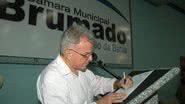 Imagem Edmundo Pereira e a mulher confirmam filiação no PT