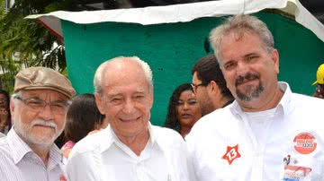 Imagem Waldir Pires faz campanha defendendo ética e história de vida