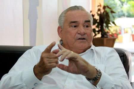 Imagem Varela ironiza apatia de Pinheiro, Pelegrino, Alice e Javier 