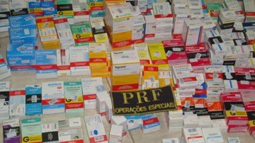 Imagem Farmacêuticos são presos por contrabando e tráfico de remédios