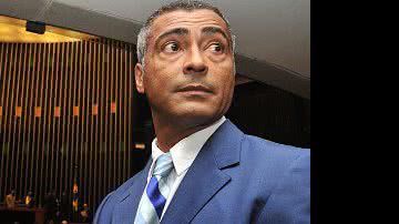 Imagem Romário treme ao fazer primeiro discurso