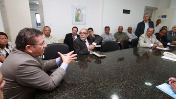 Imagem UPB recebe 50 prefeitos antes de reunião com TJ