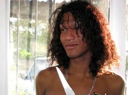 Imagem Travesti preso diz que roubou porque passava fome