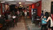 Imagem Padaria Bar reabre com casa lotada e muita gente bonita