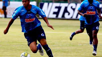 Imagem Cruzeiro empresta atacante ao Bahia