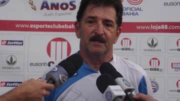 Imagem Renê Simões torce por recuperação de lesionados no Bahia