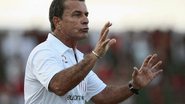 Imagem Vitória não efetivará Ricardo Silva como treinador
