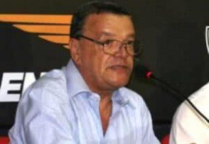 Imagem Vitória pode anunciar zagueiro nas próximas horas