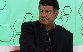 Imagem Joel Santana lamenta novos erros de Jóbson