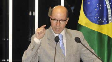 Imagem Procurador-geral não pedirá cassação de Demóstenes