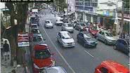 Imagem Carro cai em ribanceira na Gal Costa