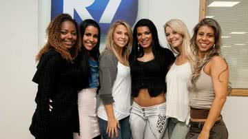 Imagem Musas do É o Tchan na Playboy