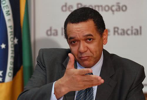 Imagem Ministro critica DEM