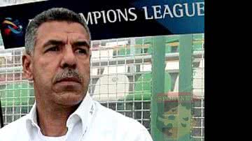 Imagem Presidente do Vitória procura Toninho Cerezo