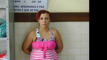 Imagem Mulher é presa por tráfico em Camaçari