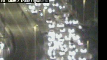 Imagem Trânsito intenso nas principais vias da cidade