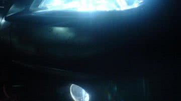 Imagem Contran proibe instalação de faróis azuis em carros