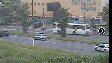 Imagem Madrugada de trânsito violento na capital
