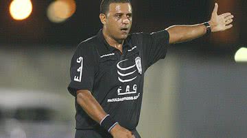 Imagem Paranaense apita Barueri x Vitória neste sábado