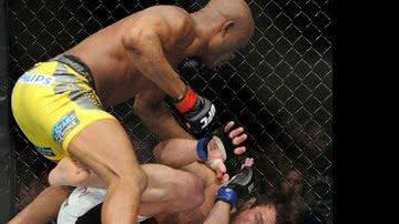 Imagem Anderson Silva massacra Sonnen e vence 'luta do século'