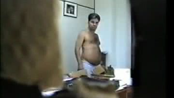 Imagem Vereador de Belo Horizonte aparece despachando de cueca