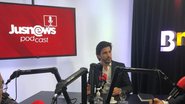 Imagem 'No Brasil, está muito difícil falar sobre política', afirma Tiago Ayres; assista