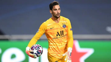 Goleiro do PSG segue sedado em estado grave na UTI