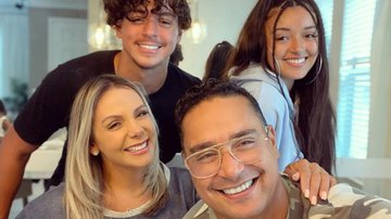 Reprodução/Instagram @carlaperez