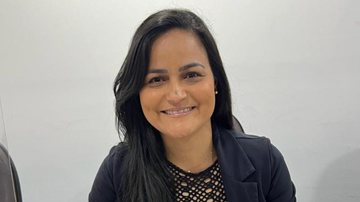 Imagem Batalha jurídica pode inviabilizar candidatura de Débora Regis em Lauro de Freitas; saiba mais