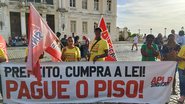 Manifestação dos prefessores contra a Prefeitura de Salvador pelo pagamento do piso salarial