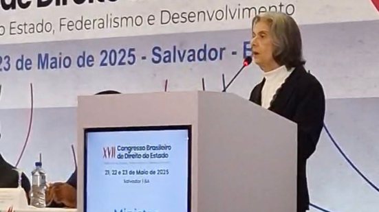 Imagem Carmen Lúcia reforça que é contra a censura: ‘eu sei o que é que isso repercute na vida da gente’