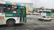 Buracos na Avenida San Martin dificultam trânsito