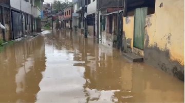 Imagem Salvador registra quase 100 ocorrências após fenômeno trazer fortes chuvas nesta quinta