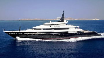 Twitter / @luxurylaunches / Reprodução