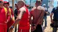 Imagem Homem se recusa a sair de trecho da praia onde houve ataque de tubarões e acaba detido