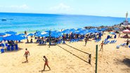 Baianos curtem praia na Sexta-Feira Santa