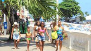 Baianos curtem praia na Sexta-Feira Santa