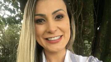 Reprodução Instagram/ @andressaurachoficial